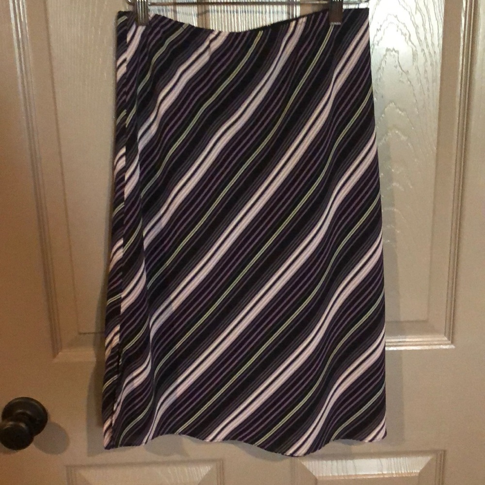 Chic purple skirt